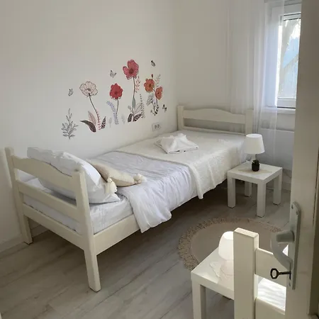 Vikendica Fruska Lipa Cortanovci