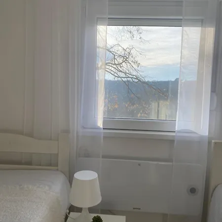 Vikendica Fruska Lipa *