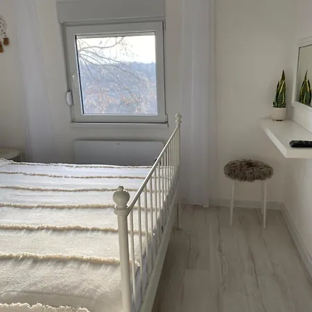 Vikendica Fruska Lipa