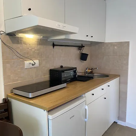 Vikendica Fruska Lipa Holiday home *