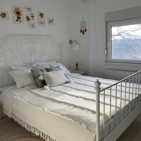 Vikendica Fruska Lipa Holiday home