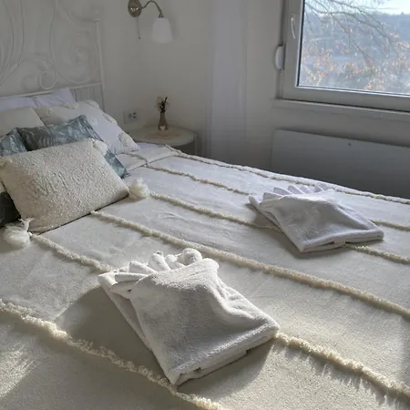 Vikendica Fruska Lipa Hébergement de vacances Cortanovci